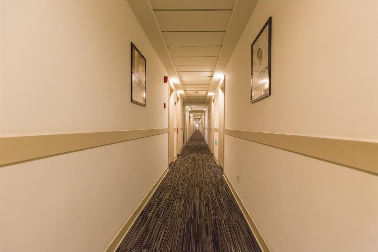 Jinjiang Oriental Pearl Tower 3*